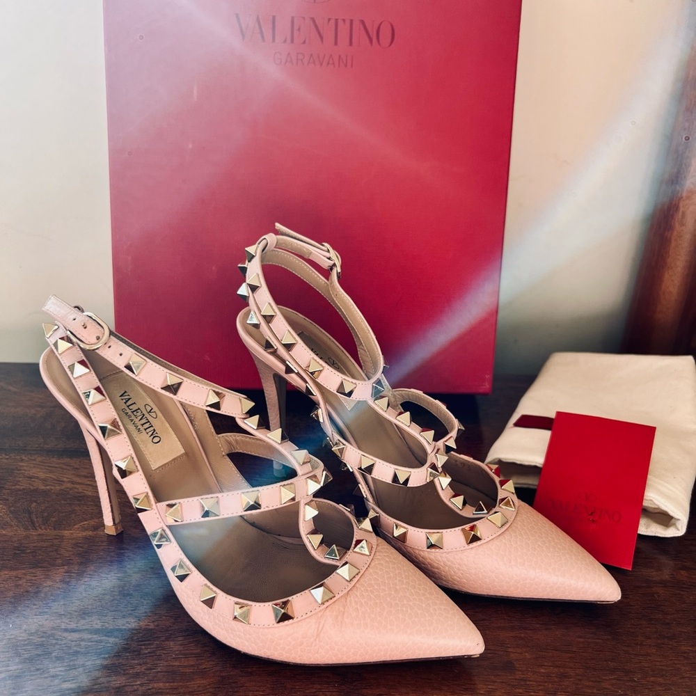 Valentino Garavani - Rockstud 100 - Pale Pink Leather